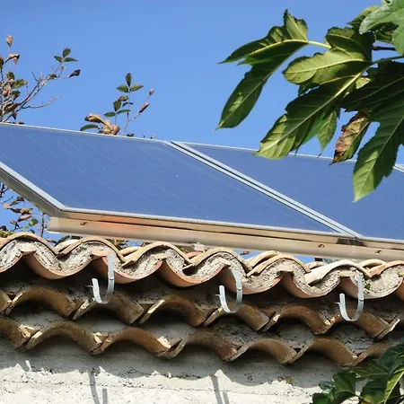 Pontet-fronzele Agrotourisme Ecologique, & Gasthof Lagorce (Ardeche)